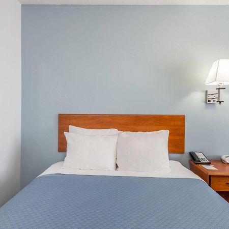 Days Inn By Wyndham Las Vegas Exterior photo