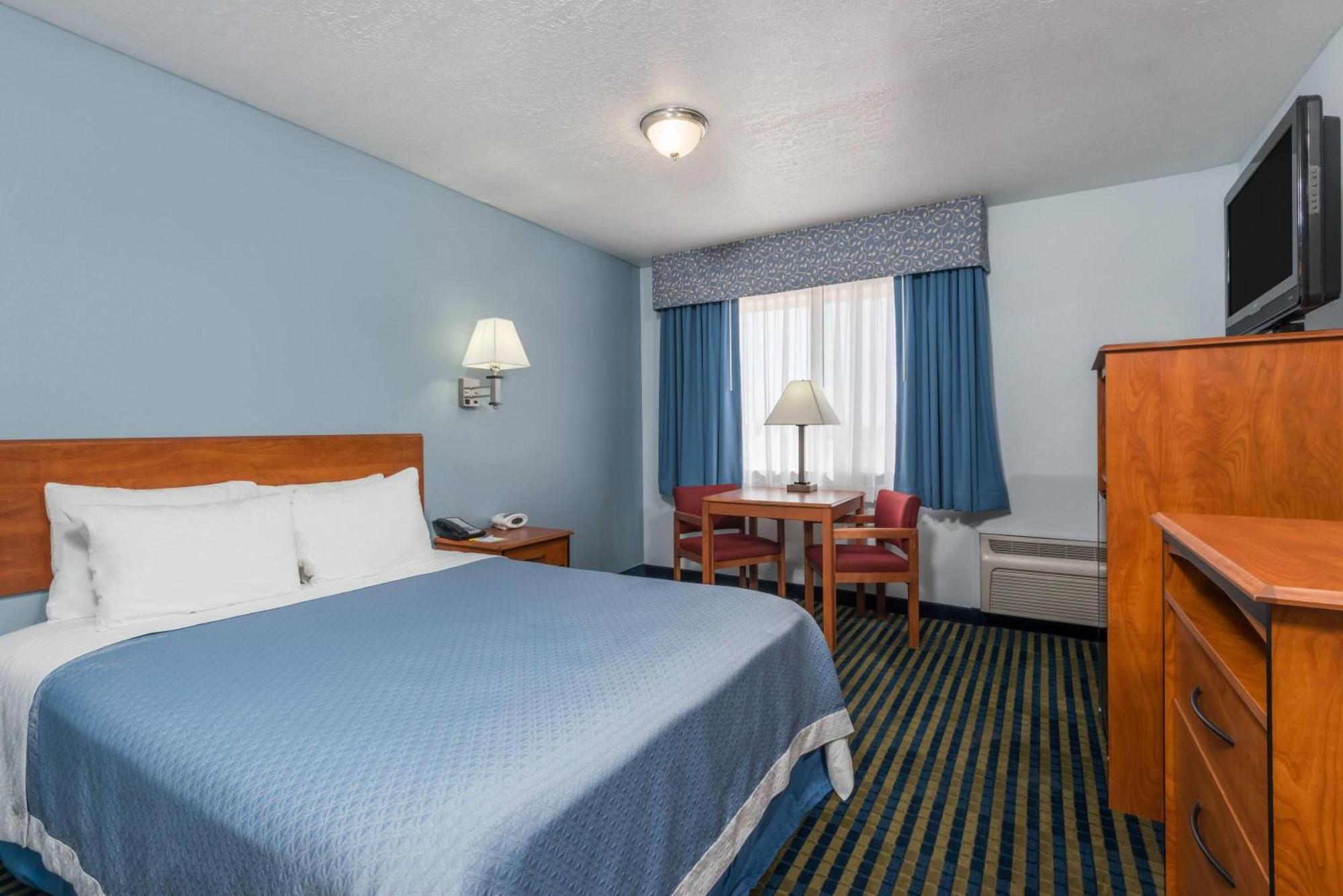 Days Inn By Wyndham Las Vegas Exterior photo